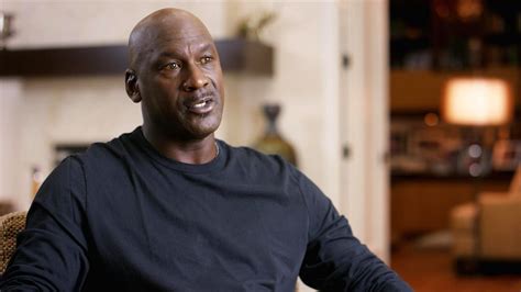 The Last Dance Michael Jordan Fights Back The Tears As Nba Icon