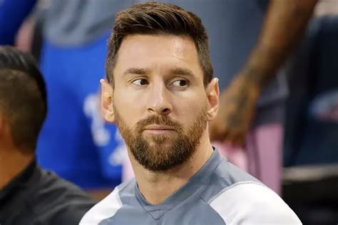 Lionel Messi Culpable De Una Pelea Entre Dos Famosos El Mal Momento