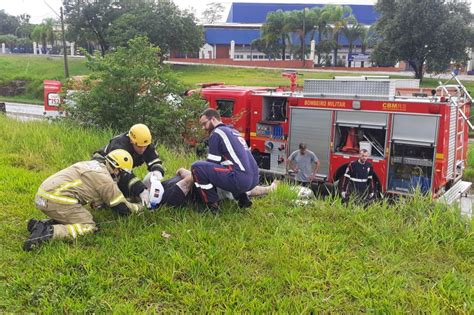 Tr S Ficam Feridos Ap S Sa Da De Pista Na Ers Em Lajeado Giro Do