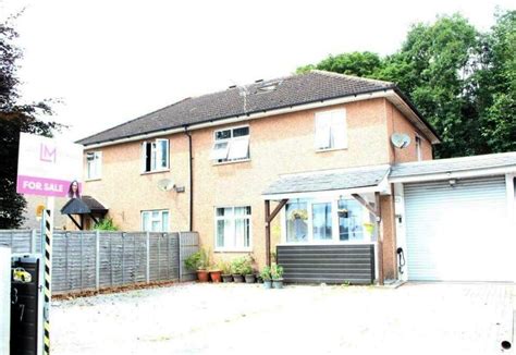 3 Bed Semi Detached House For Sale In Fair Oak Road Bishopstoke