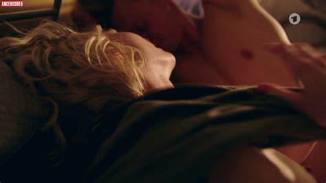 Naked Hannah Ehrlichmann In Faster Than Fear