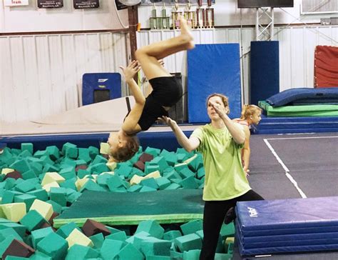 Tumbling Program (Age 4 - 17)