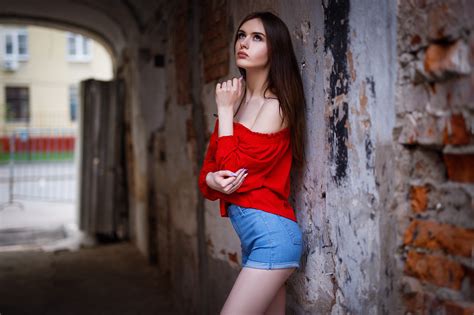 Download Blue Eyes Brunette Long Hair Shorts Depth Of Field Woman Model