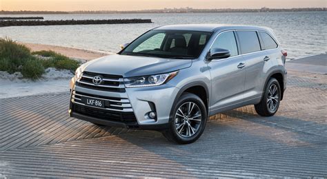 Toyota Kluger Pricing And Specs Photos Caradvice