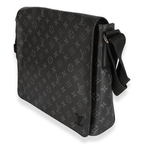 Louis Vuitton Monogram Eclipse District Pm Mygemma Item 124901