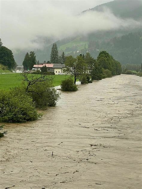 Hochwasser Femizid Und Co August Wor Ber Sterreich Spricht