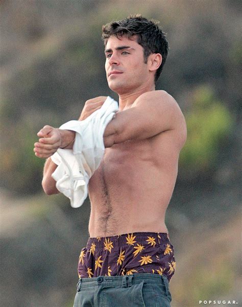 Full Sized Photo Of Zac Efron Abs Shirtless Obstacle Course Baywatch 28