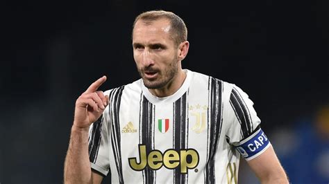 Serie A La Légende Continue Litalien Giorgio Chiellini Prolonge