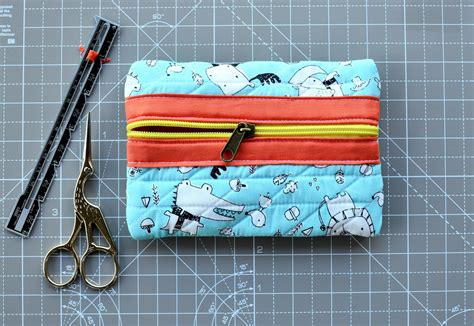 Easy Quilted Zipper Pouch Free Pattern I Can Sew This