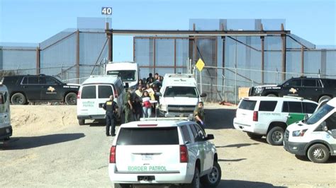 Migrants Rush To Us Border Ahead Of Title 42 Expiration