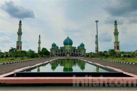 Foto Masjid Agung An Nur Pekanbaru Masjid Megah Mirip Taj Mahal