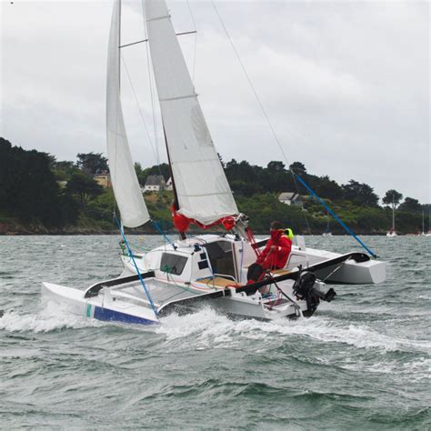 Trimaran - 6.90 - Tricat - coastal cruising / 4-berth / with bowsprit