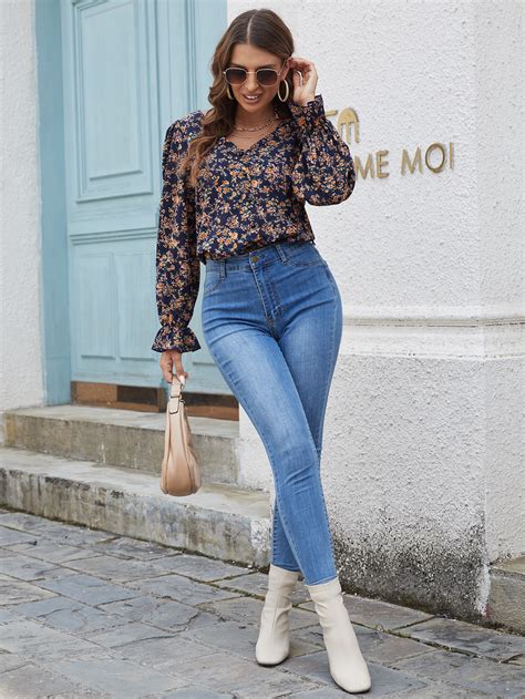 Shein Clasi Blusa Con Estampado Floral Con Encaje En Contraste De