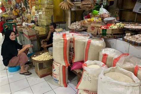 Heboh Berikut Faktor Penyebab Kenaikan Harga Dan Kelangkaan Stok Beras