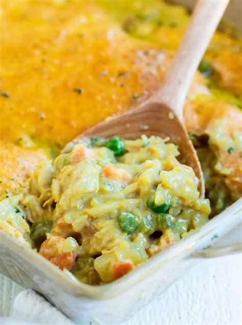 Try One Of These Easy Bisquick Casserole Recipes For Dinner Tonight