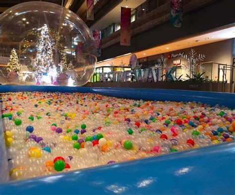 Mega-Giant-Ball-Pit-Rental | Carnival World