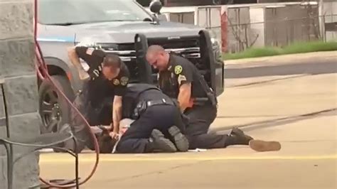 Former Deputies Involved In Viral Arkansas Video Arrested By Fbi