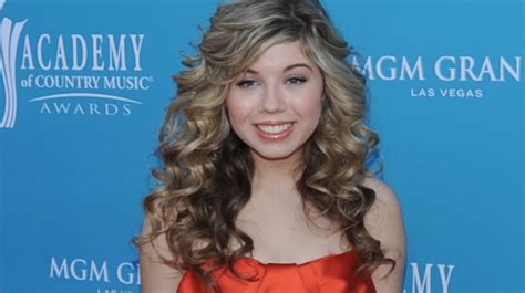 Debra McCurdy, mother of Jennette, loses battle with breast cancer - UPI.com