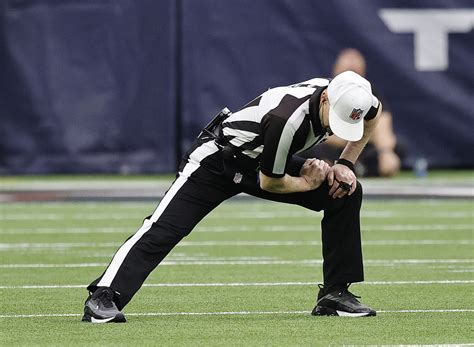 NFL World Wants Prominent Referee Fired Monday - The Spun