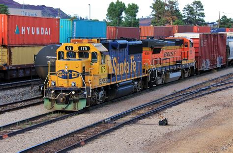 Blueyellow Bnsf Ex Atsf Gp60 175 And An H3 B40 8w 525 Flickr