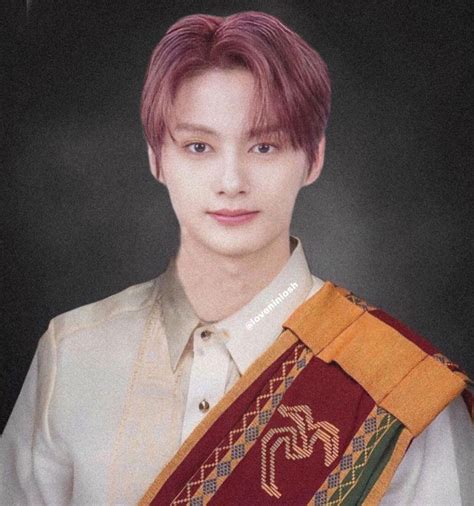 Seventeen Wen Junhui Moon Jun Hwi Sablay Isko Graduation Edit Grad Pics