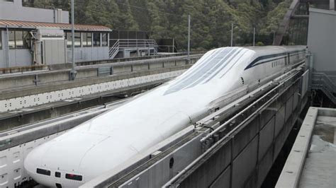 In Giappone Sfreccia A Km H Il Treno A Levitazione Magnetica