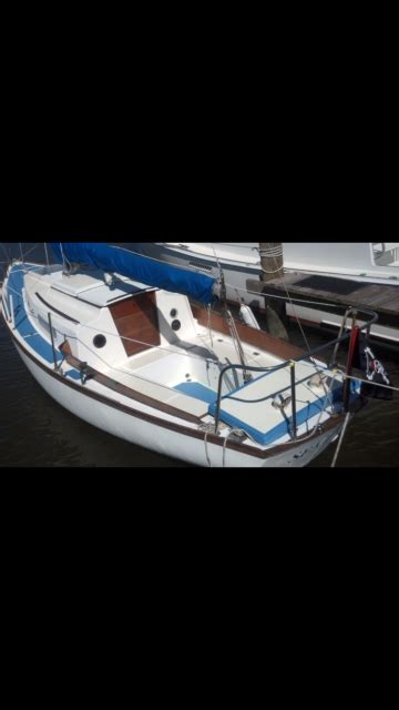 1979 Cape Dory 24 Foot Sail Boat W 35 Mercury Outboard For Sale In