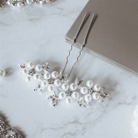 Jessica Vintage Pearl Hair Pin