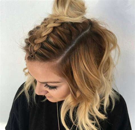 30 Flattering Bun Hairstyles For Short Hair Popular For 2024