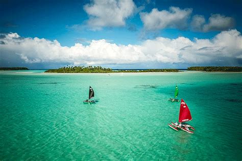 Découverte de la Pirogue Traditionnelle à Tahiti Moana Voyages