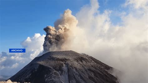 Aumentó la actividad del volcán Santiaguito Canal Antigua