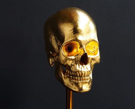 Gold Sapien Skull | Guyan Porter