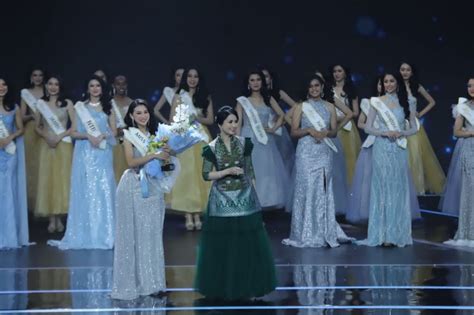 finalis tampil luar biasa juri  indonesia  sempat kesulitan
