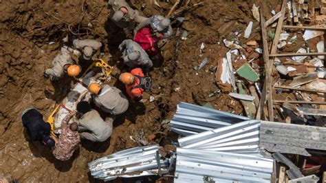 Se Eleva A 94 La Cifra De Muertos Por Las Torrenciales Lluvias En Brasil