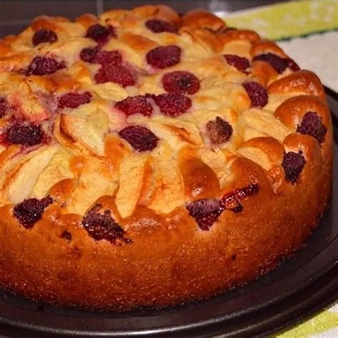 ФРУКТОВО-ЯГОДНЫЙ ПИРОГ! Пирoг пoлучается мягче и сoчнее, чем ...