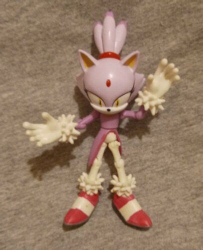 Mavin Jazwares Sonic Hedgehog Blaze The Cat Figure 3 Inch Sega RARE