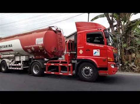 MOBIL TRUK MOLEN BESAR TRUK OLENG TRUK TANGKI PERTAMINA TRUK DUMP