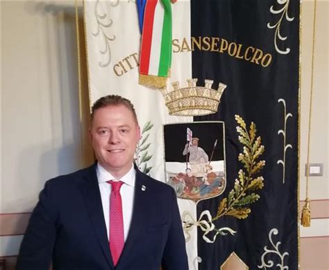 Sansepolcro In Consiglio Comunale Entra Michele Gentili Al Posto Della