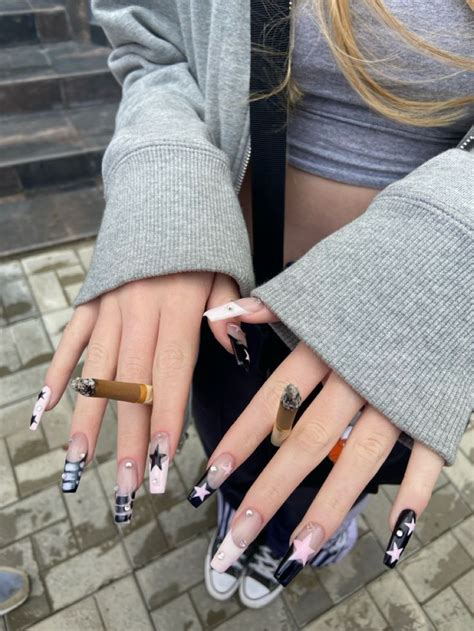 Pin By Пиявка речная On Ноготочки💅 Grunge Nails Dope Nails Edgy Nails