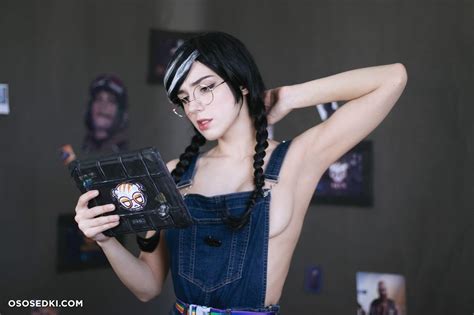 Model Takeomeow Takewomewo In Cosplay Dokkaebi From Rainbow Six