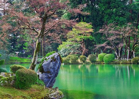 gardens  japan  travel guide audley travel uk