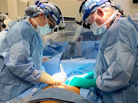 Father Daughter Doctors Perform Heart Surgery Together