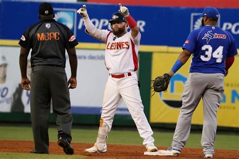 Leones Del Escogido Se Imponen A Tigres Del Licey Guilas Dejan En