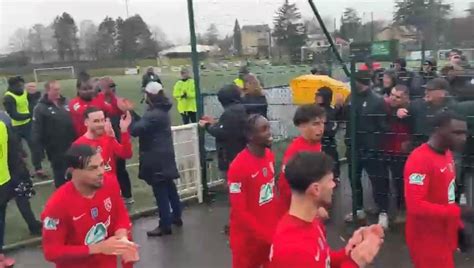 Football Reims Sainte Anne R Alise Un Exploit Et Acc De Aux Mes De