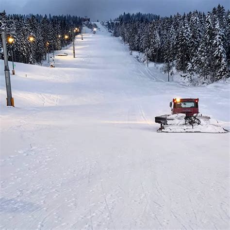 Dnevna Ski Karta Na Ravnoj Planini Za Odrasle Km Za Djecu Km