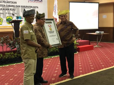 Lantik Pengurus Smsi Se Kepri Firdaus Peran Media Siber Sangat