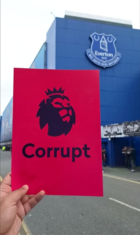 Everton Fans Distribute Thousands Of Cards With Two Instructions To