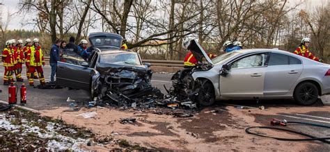 Fotos Schwerer Verkehrsunfall Zwischen Schmelz Und Nunkirchen