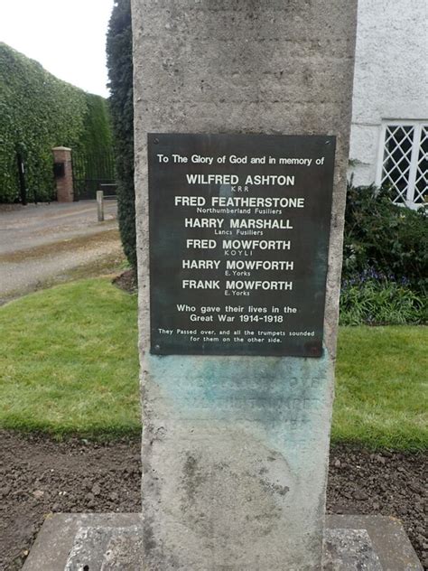 War Memorial At West Ella Marathon Cc By Sa 2 0 Geograph Britain