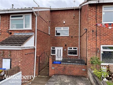 2 Bed Town House For Sale In Swithin Drive Fenpark Stoke On Trent